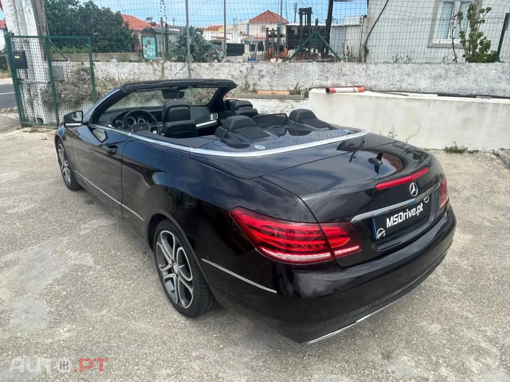 Mercedes-Benz E 220 BlueTEC Auto