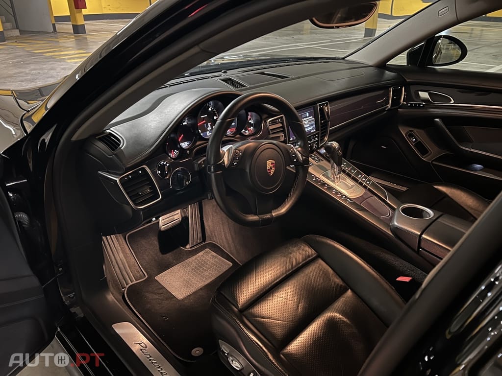Porsche Panamera Diesel Platinum Edition