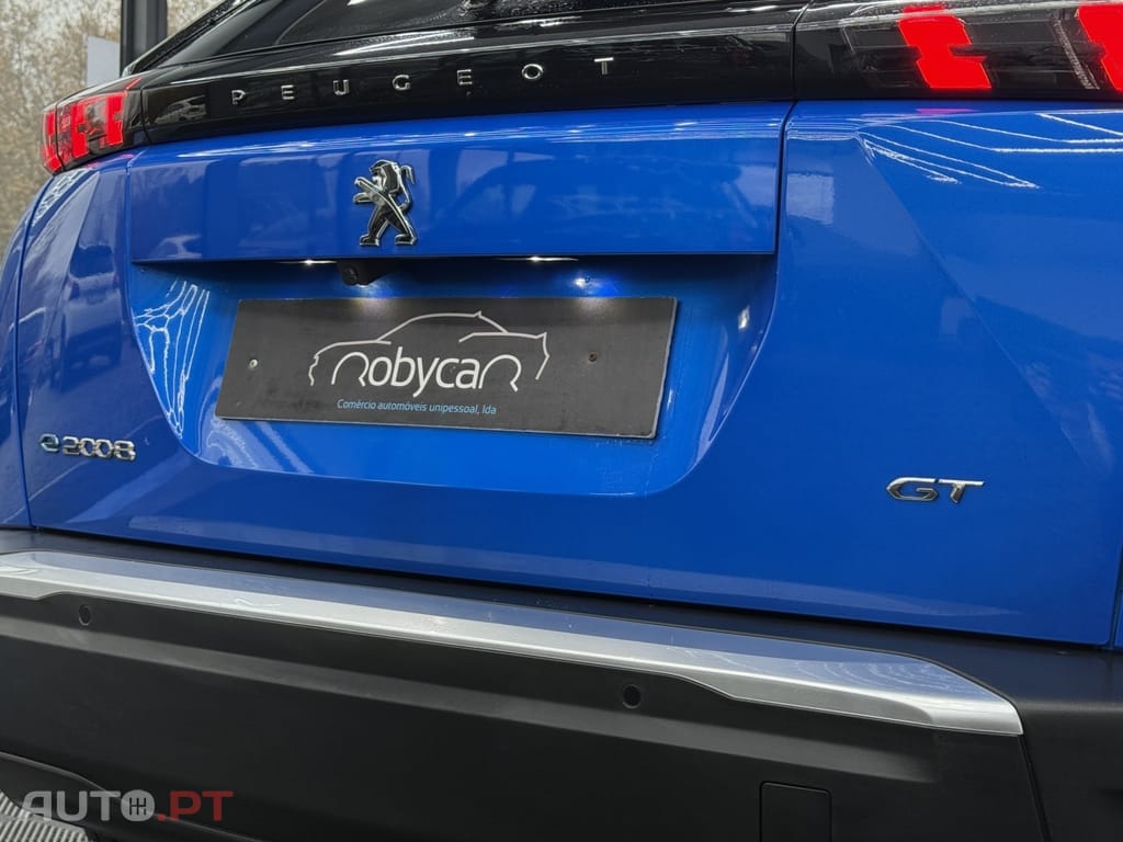 Peugeot E-2008 50 kWh GT