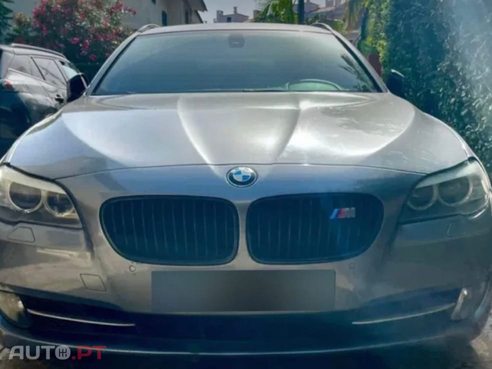 BMW 520 F11 520 D AMG LINE BLACK EDITION