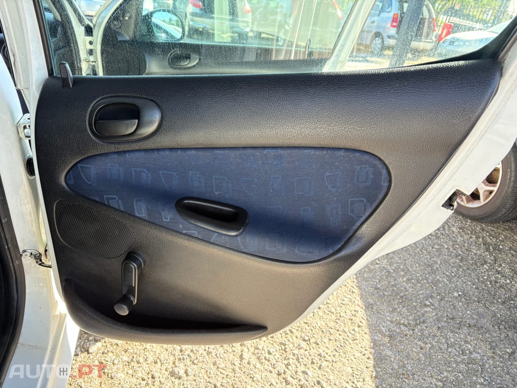 Peugeot 206 1.1 Color Line