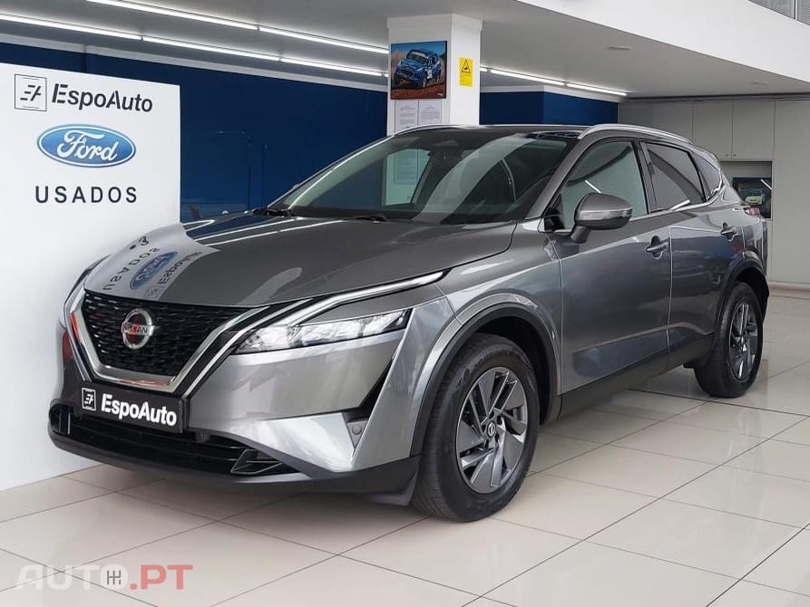 Nissan Qashqai 1.3 DIG-T N-Connecta LED+SKY