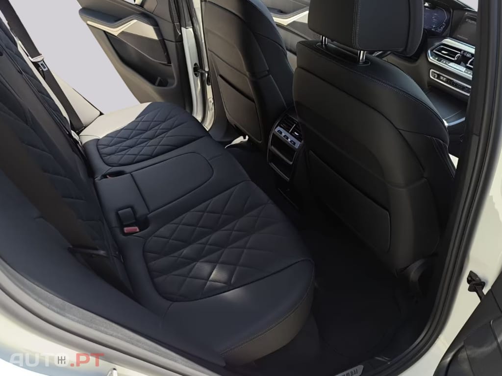 BMW X5 M Sport I.V.A DEDUTÍVEL 