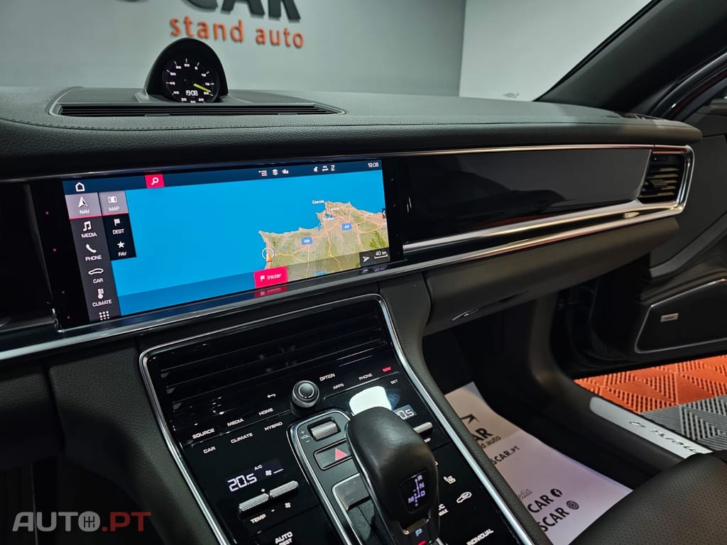 Porsche Panamera 4 E-Hybrid