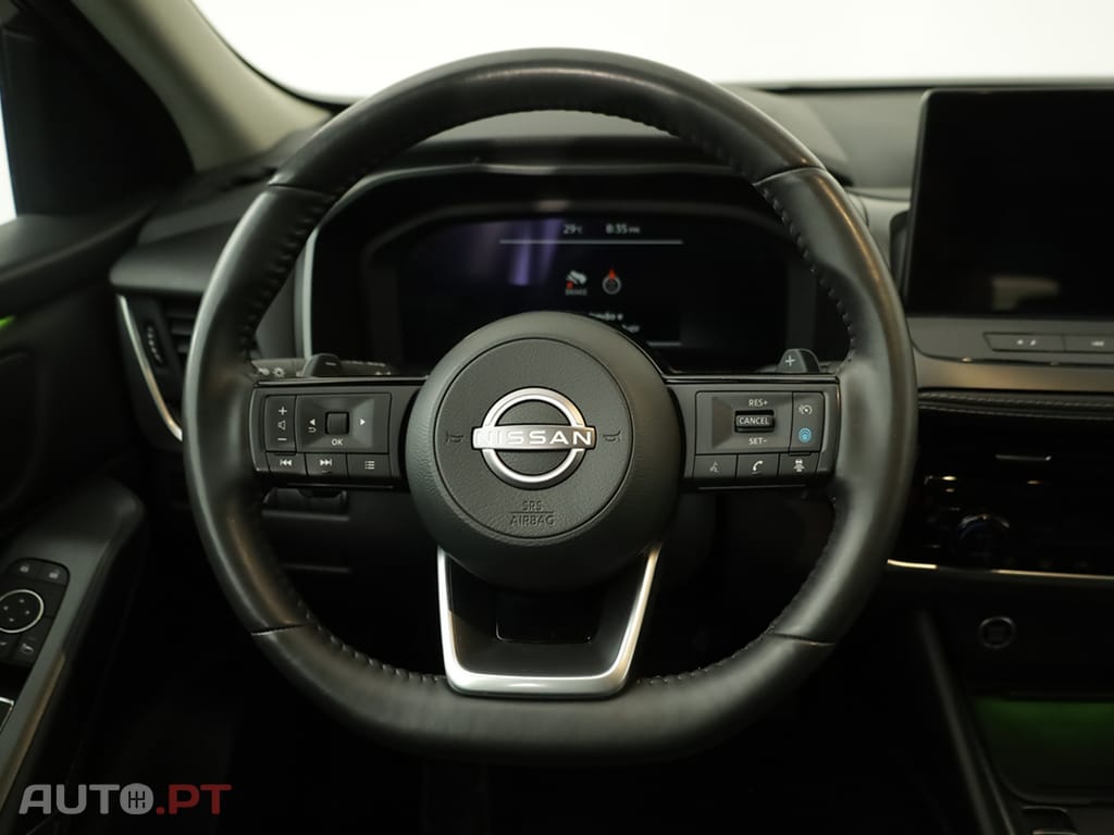 Nissan Qashqai Qashqai 1.3 DIG-T N-Connecta LED Xtronic