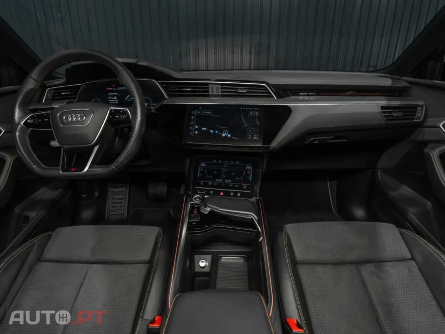 Audi E-Tron 50 quattro S line