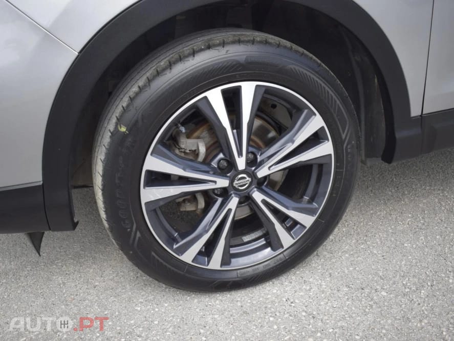 Nissan Qashqai 1.5 dCi N-Connecta
