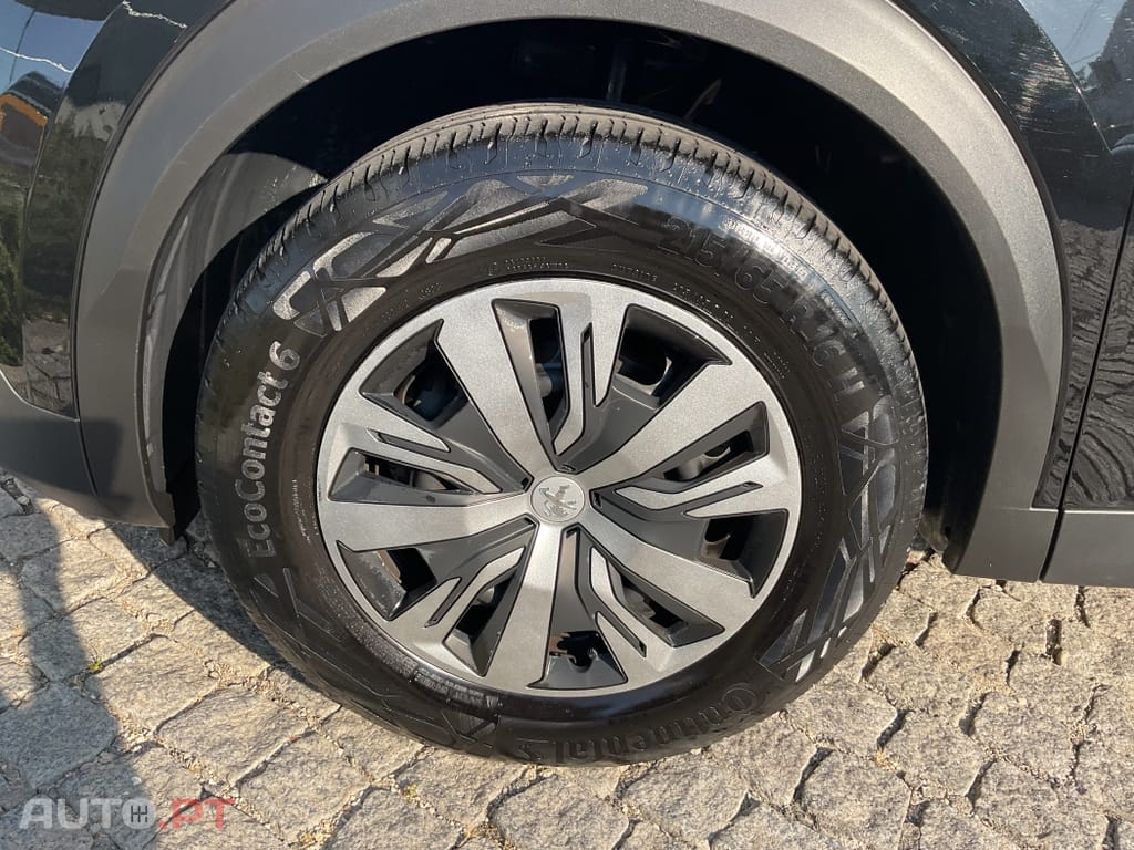 Peugeot 2008 1.2 PureTech Active Pack