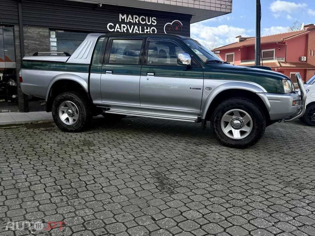 Mitsubishi L200 2.5 TD CD Strakar AC+ABS