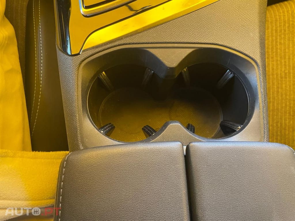 Peugeot 3008 1.6 Hybrid  Allure Pack