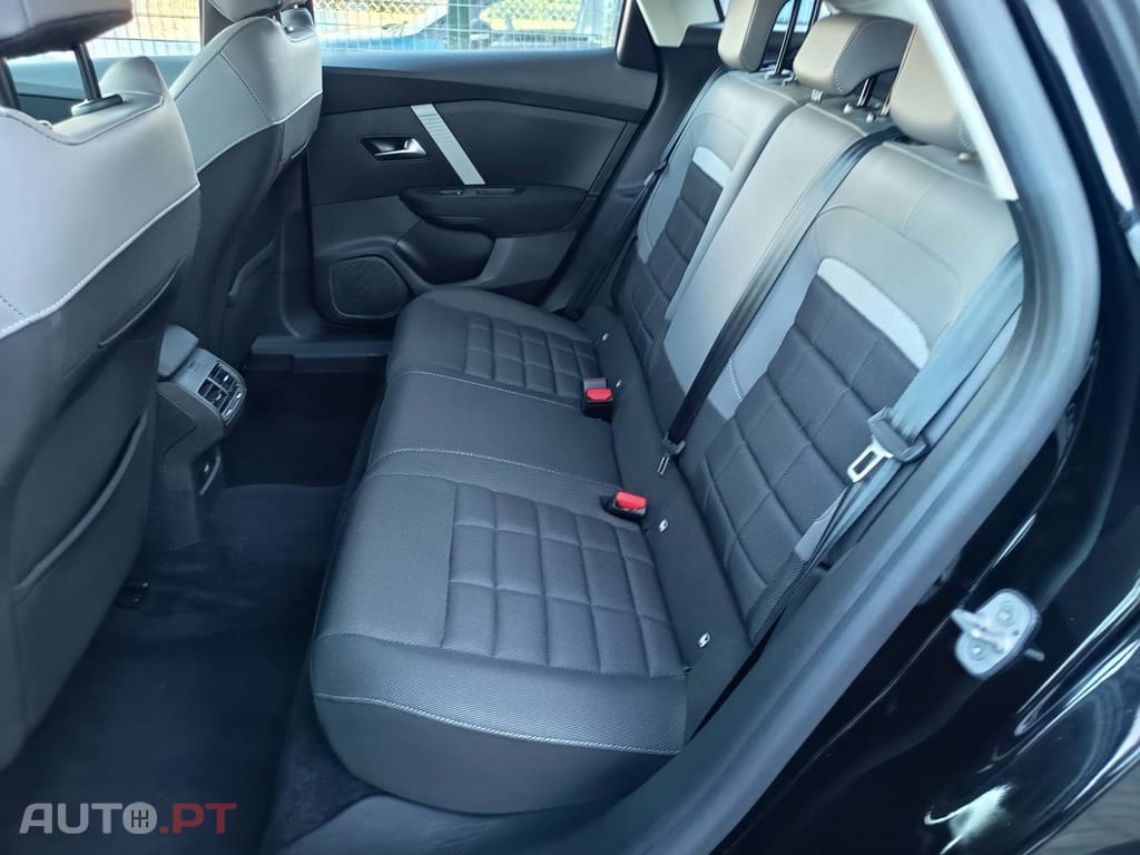 Citroen e-C4 50 kWh Autonomia Conforto Plus