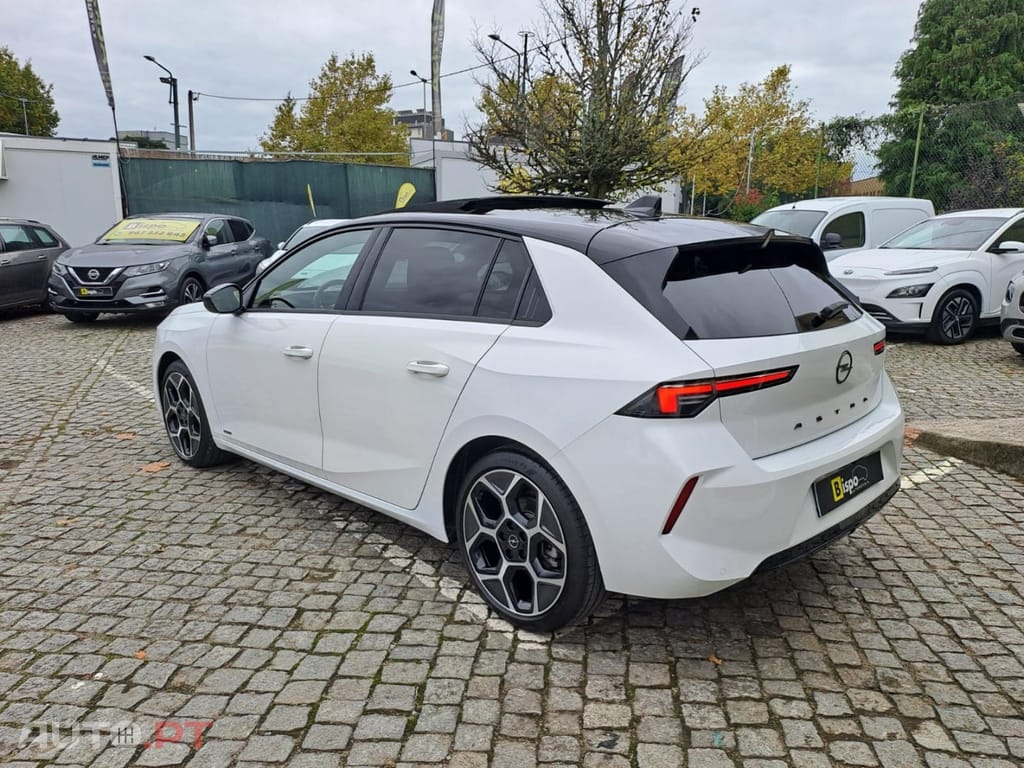 Opel Astra 1.2 Turbo Auto Ultimate