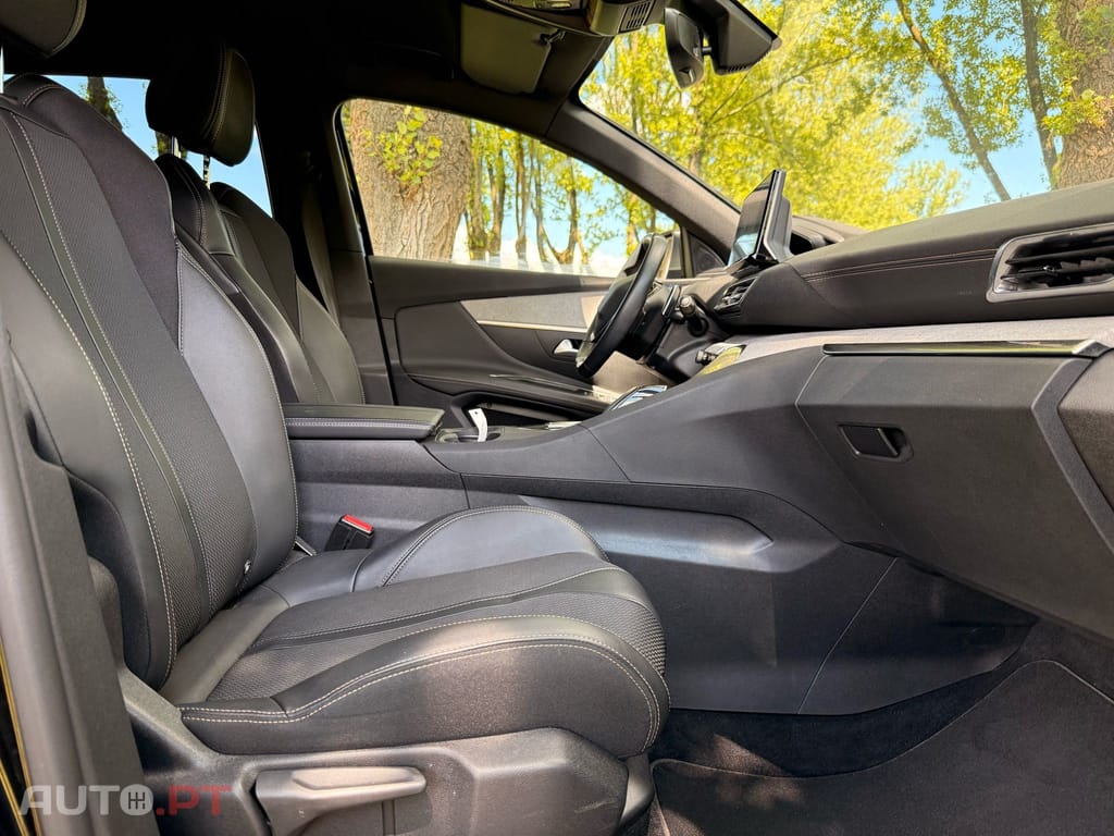 Peugeot 3008 1.6 Hybrid GT e-EAT8