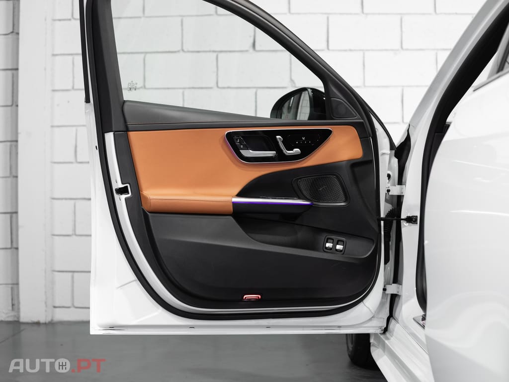 Mercedes-Benz C 300 e AMG Line