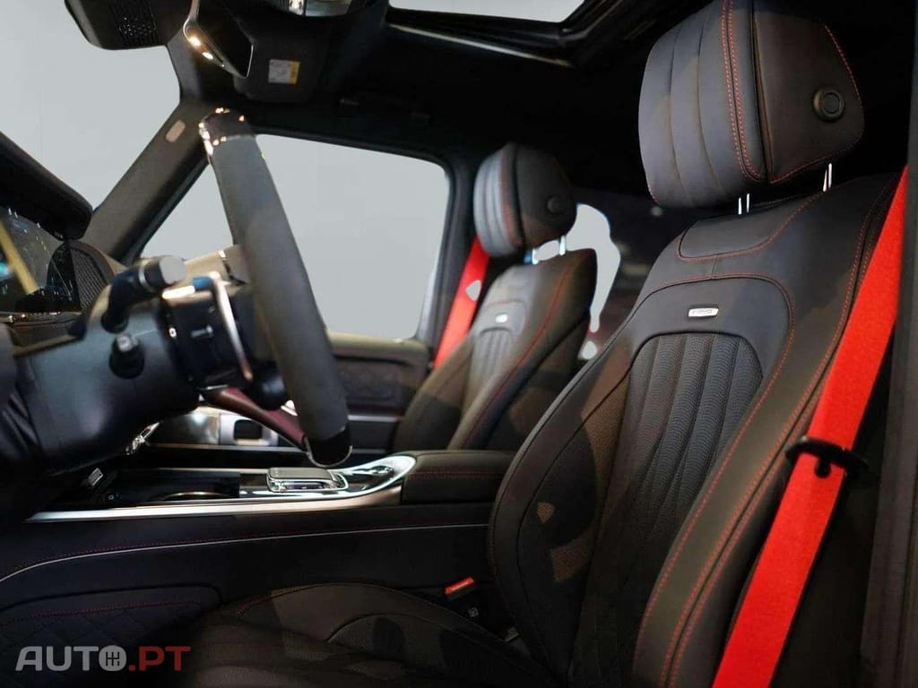 Mercedes-Benz G 63 AMG FACELIFT KEYLESS CARBON