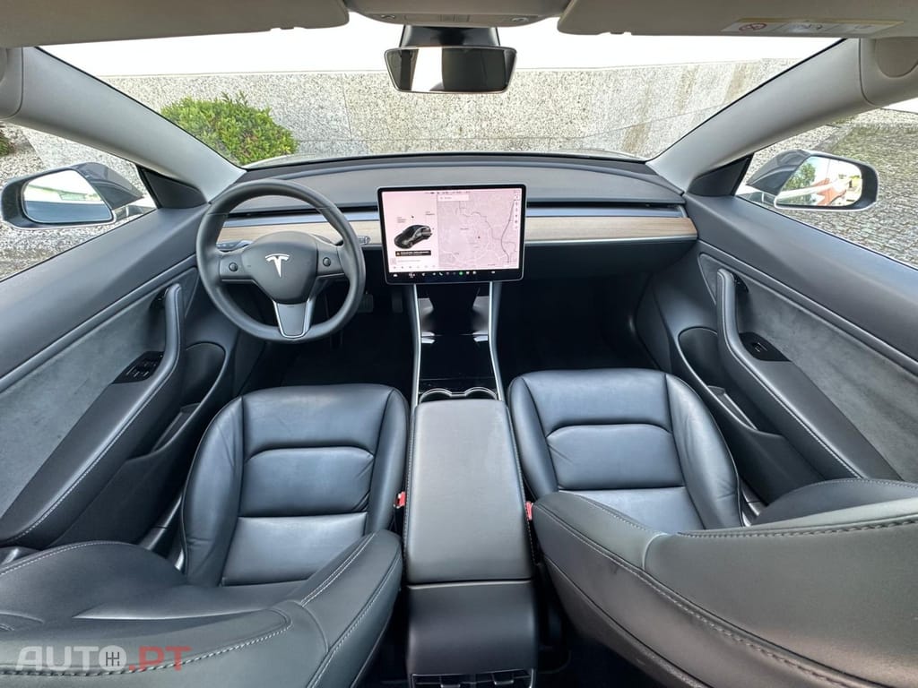 Tesla Model 3 Long-Range Dual Motor AWD