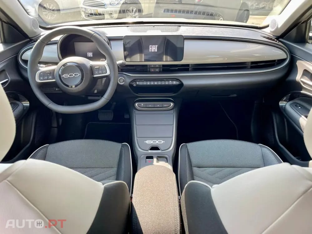 Fiat 600 1.2 Hybrid Icon