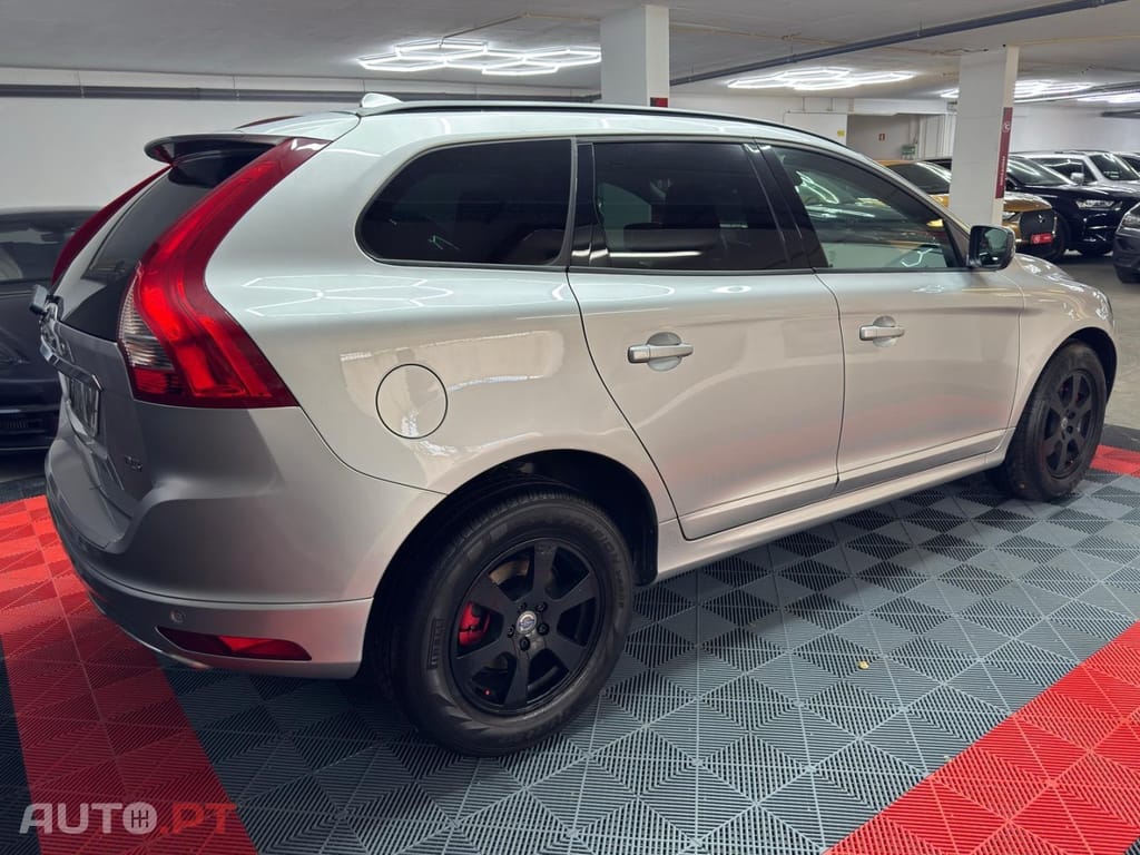 Volvo XC60 2.0 D3 Momentum Geartronic