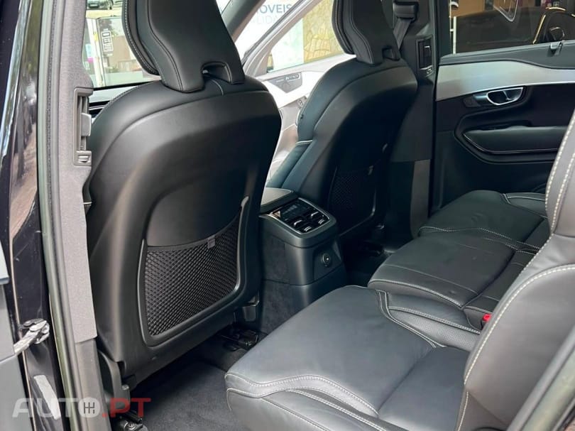 Volvo XC90 2.0 T8 PHEV R-Design AWD