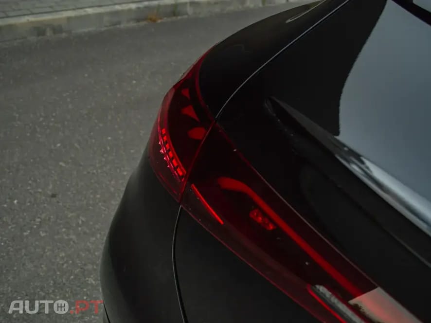 Mercedes-Benz EQE 350