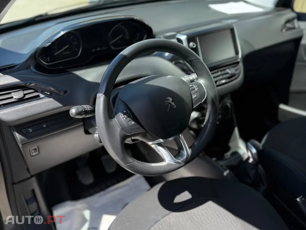 Peugeot 208 1.2 PureTech Style