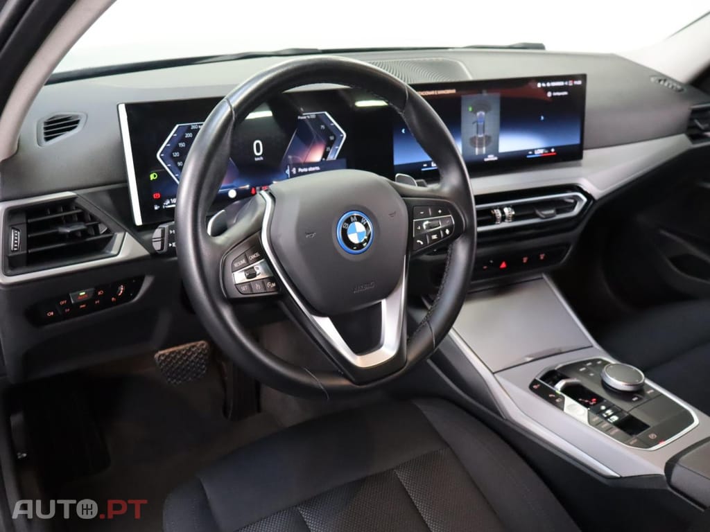 BMW 330 e Auto Corporate Edition
