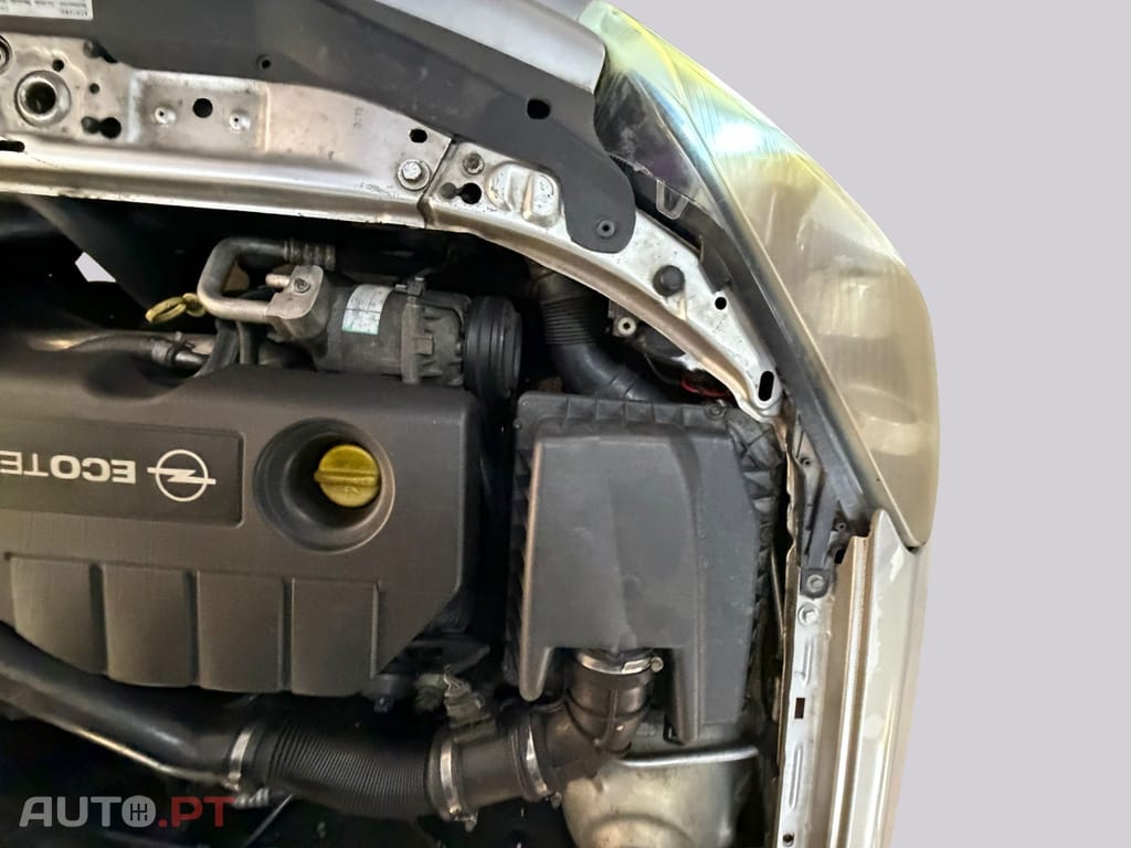 Opel Astra GTC 1.7d 