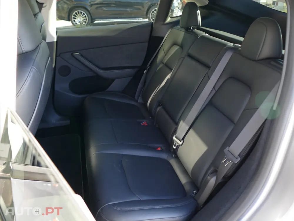 Tesla Model Y Performance Tração Integral