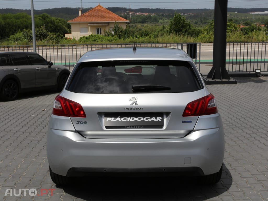 Peugeot 308 1.6 BlueHDi Allure