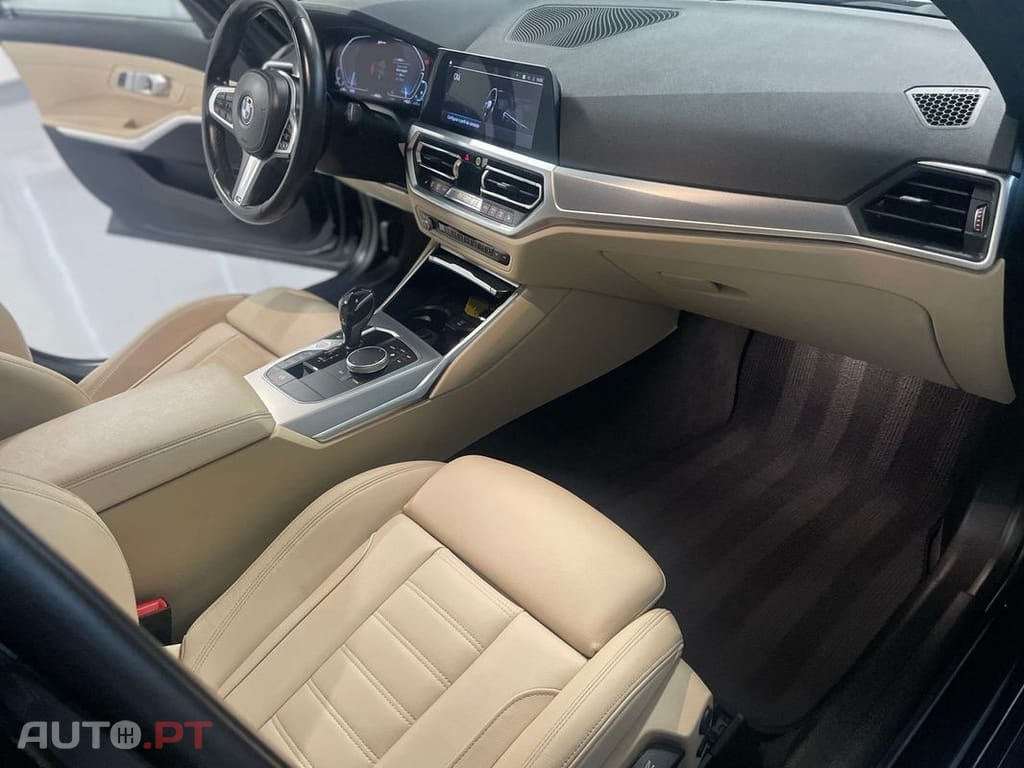 BMW 330 e Touring Pack M Auto