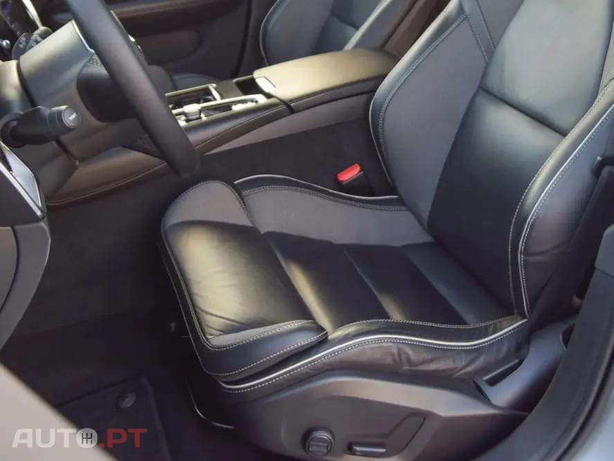 Volvo V60 2.0 T6 AWD TE Inscription Expression