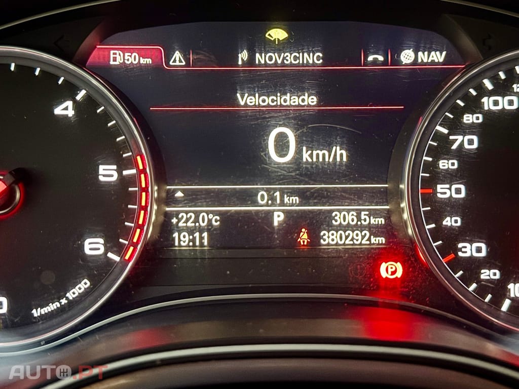Audi A6 Avant 2.0 TDi S-line Multitronic (Ler descrição)