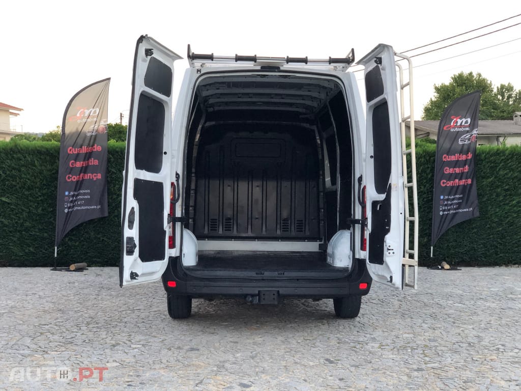 Renault Master Master 2.3 Dci 130 CV L2H2 GPS IVA Dedutível