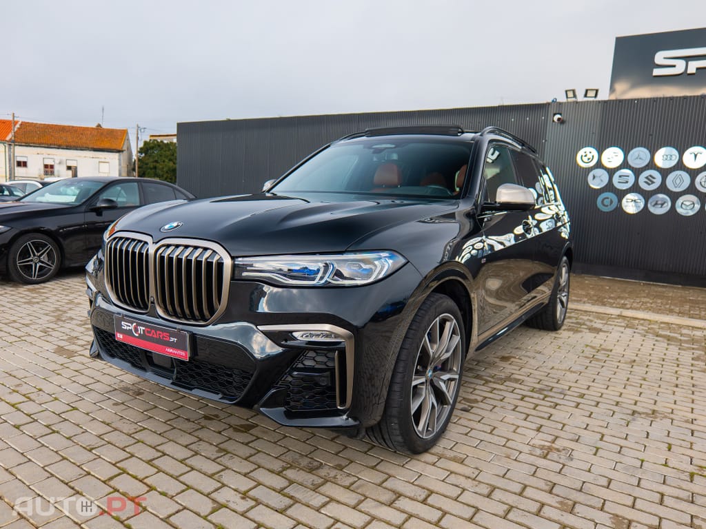 BMW X7 M50d