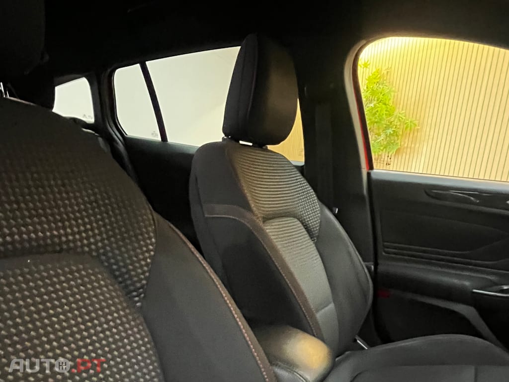 Ford Focus SW 1.0 EcoBoost S&S ST-LINE