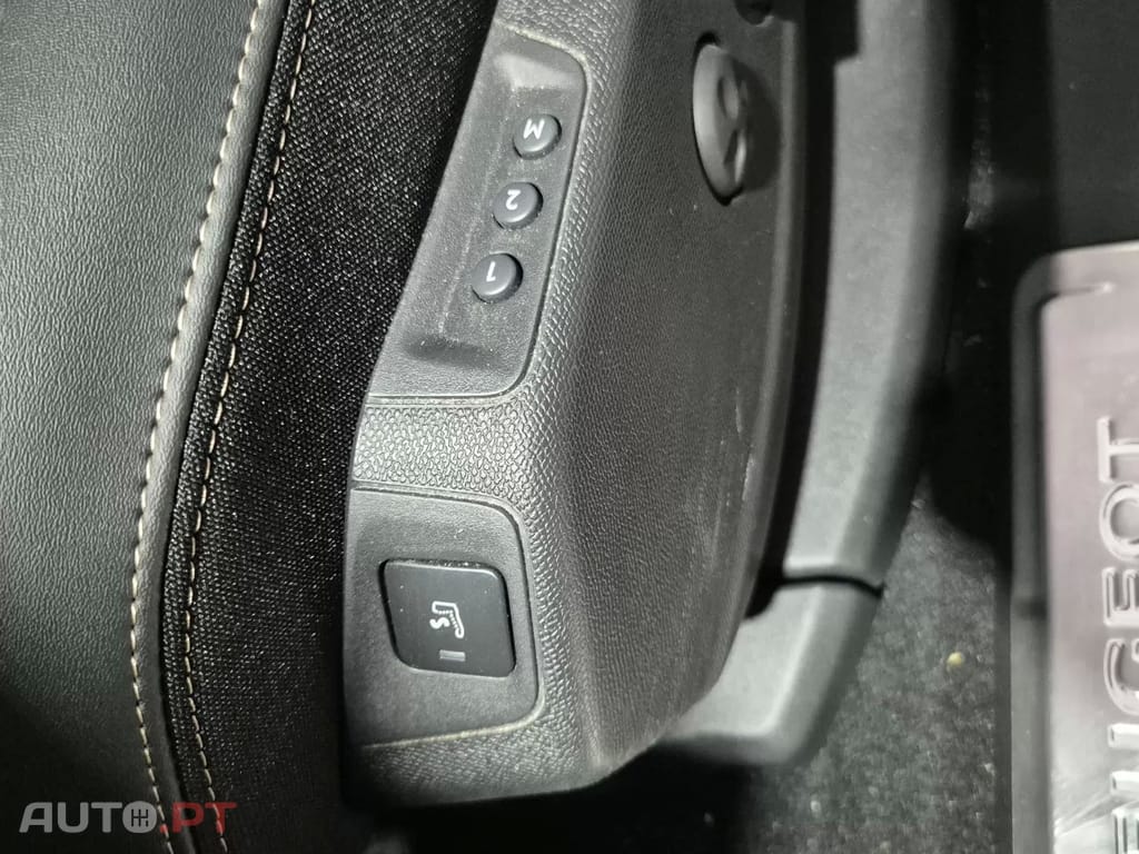 Peugeot 3008 1.6 Hybrid GT Line e-EAT8