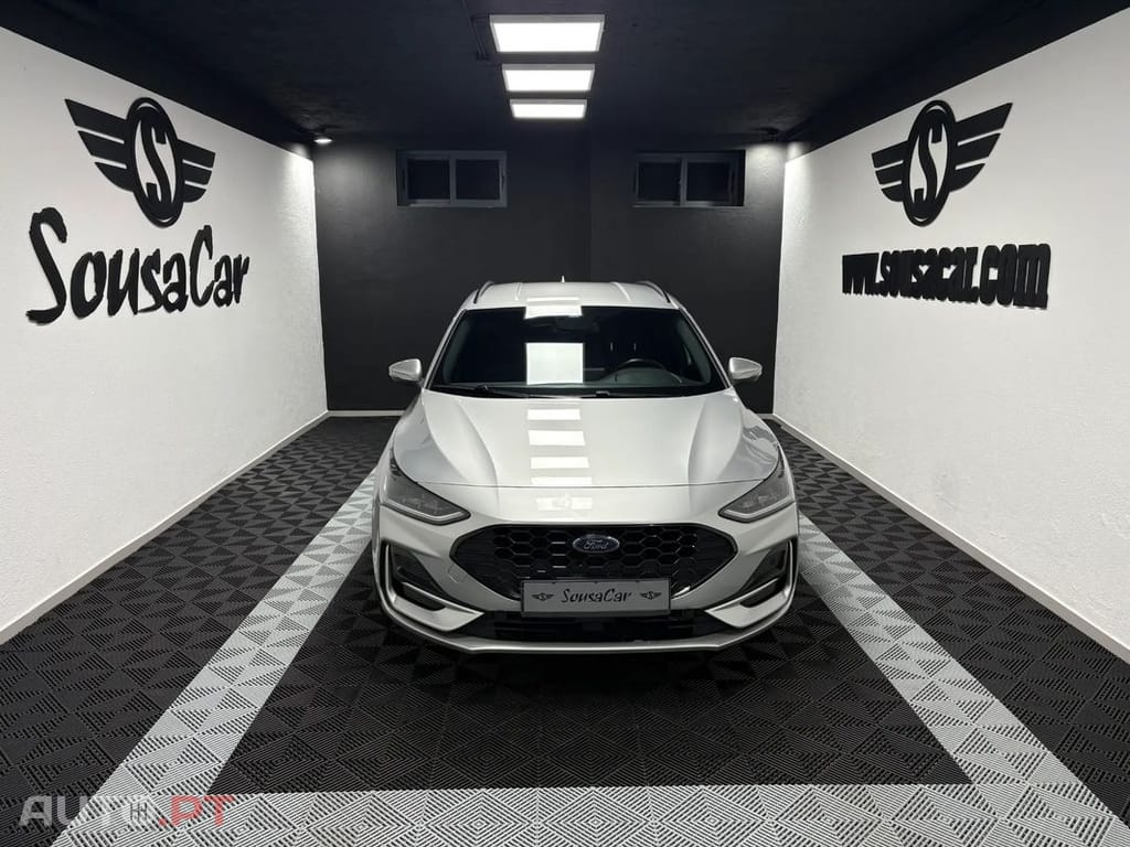 Ford Focus SW 1.0 EcoBoost S&S ST-LINE DESIGN