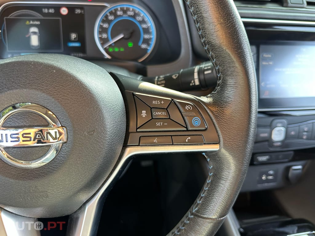 Nissan Leaf Tekna Two Tone+ProPilot Park