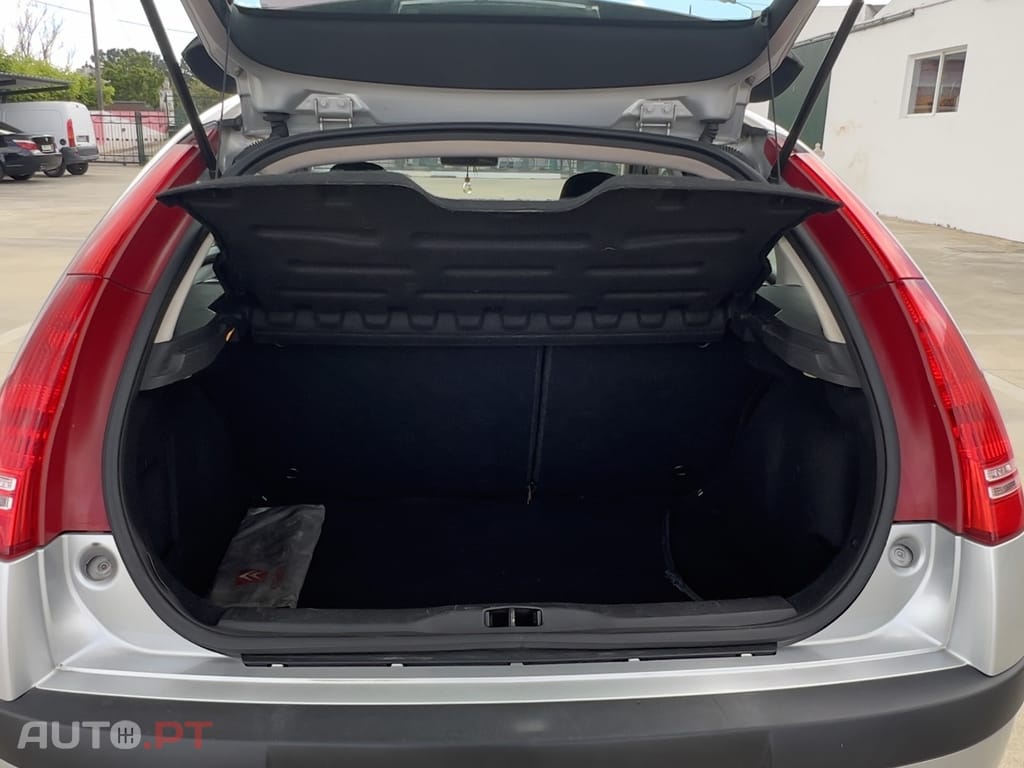 Citroen C4 1.4 16V SX