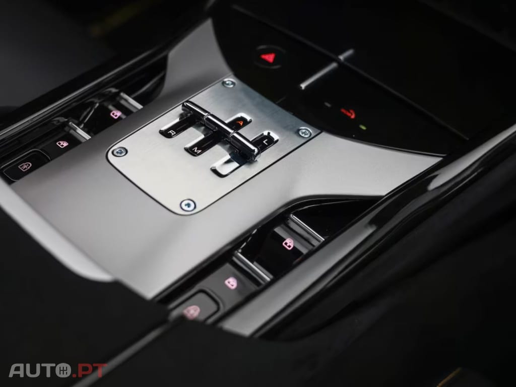 Ferrari Purosangue ND