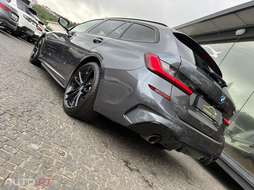 BMW 330 Pack M Auto Plug-In