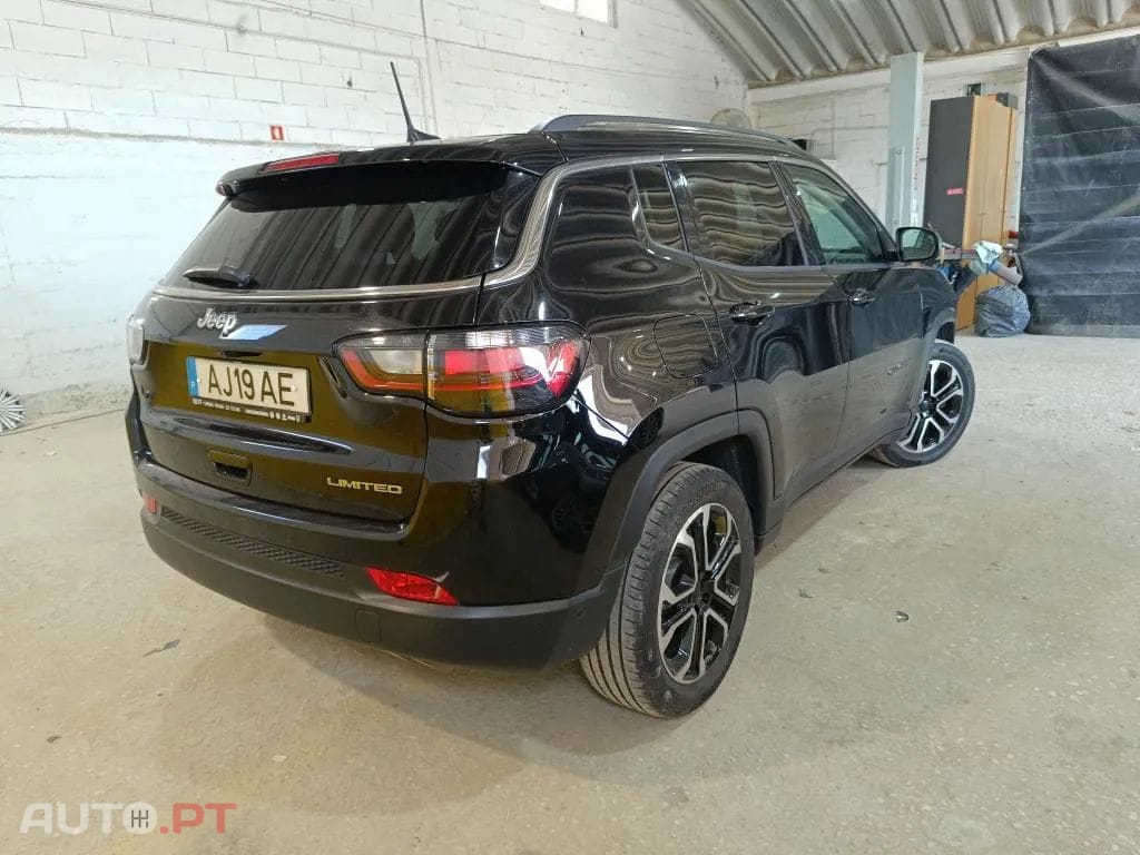 Jeep Compass 1.3 T Limited