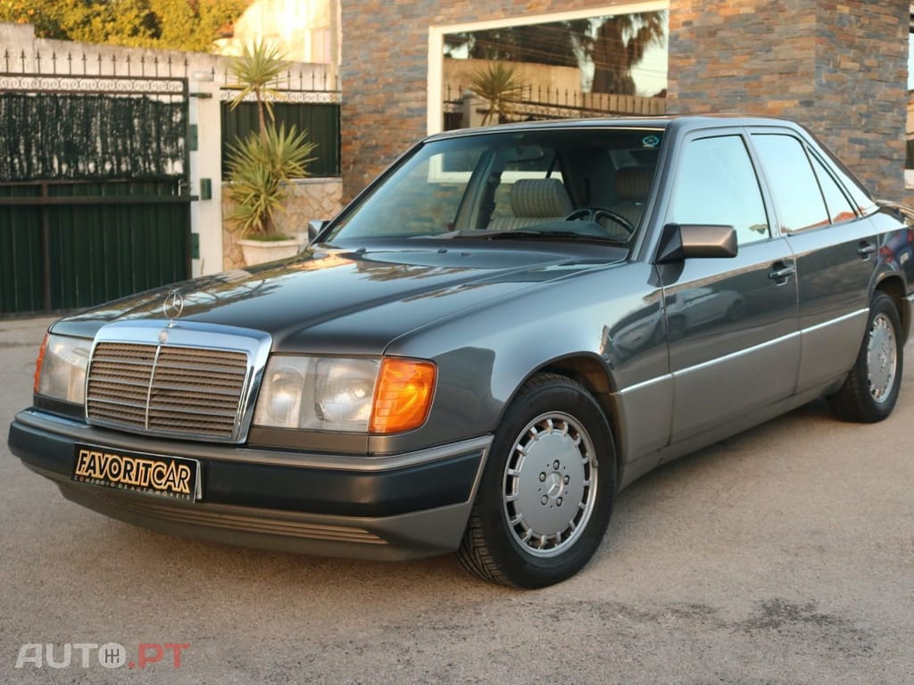 Mercedes-Benz W124 300 TD