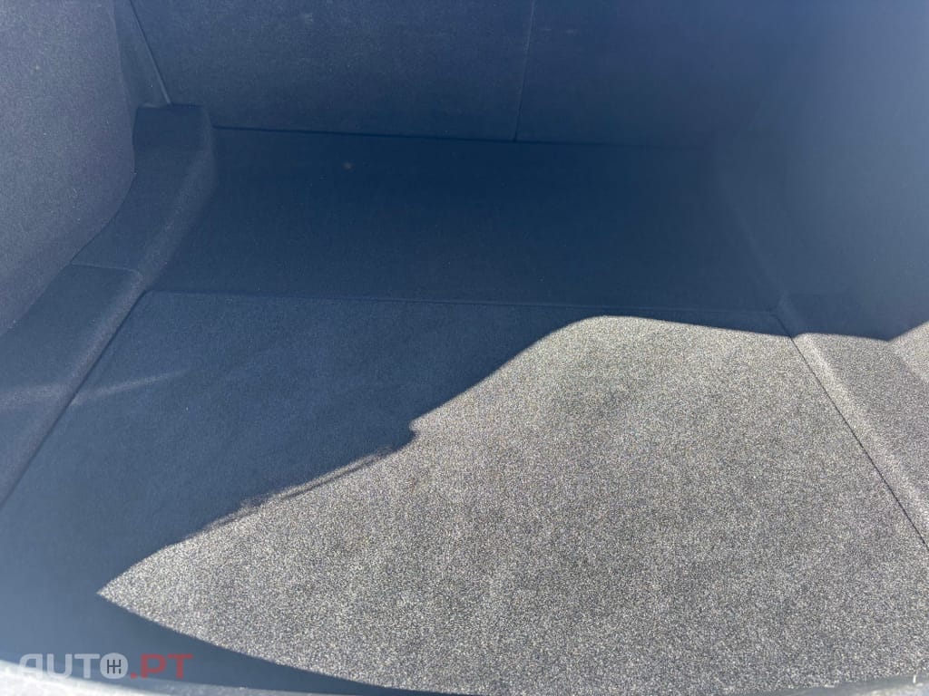 Tesla Model 3 Standard Range Plus RWD