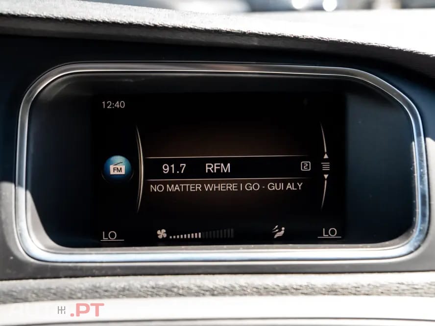 Volvo V40 Cross Country 2.0 D3 Momentum