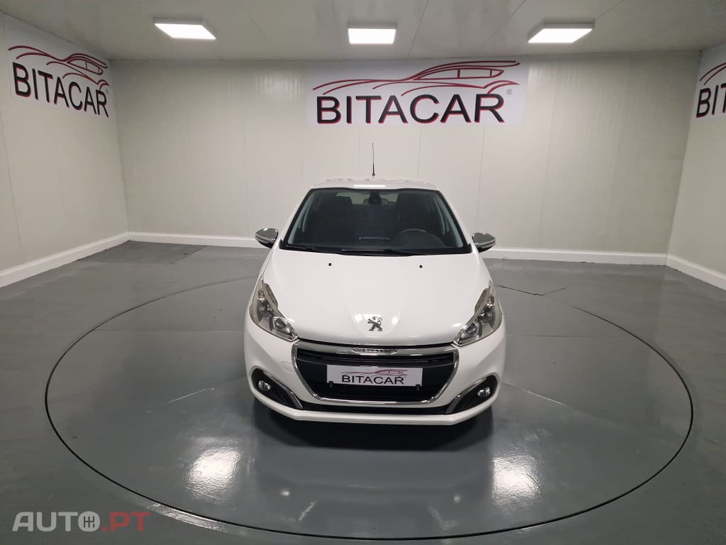 Peugeot 208 1.6 BlueHDi Style