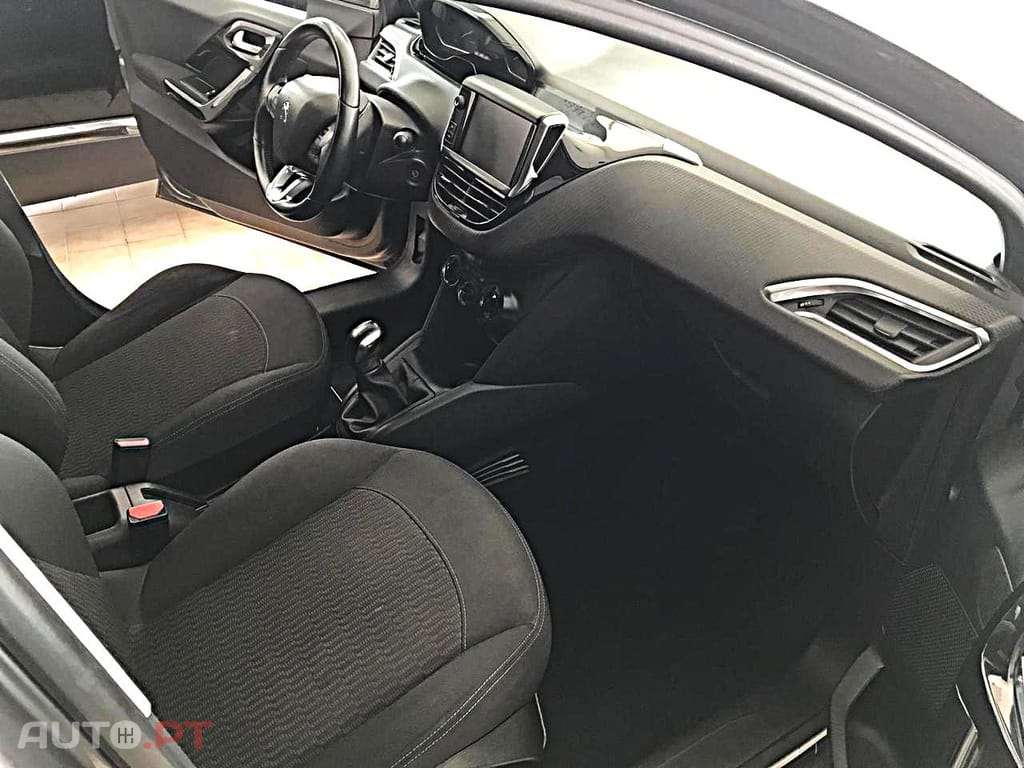 Peugeot 208 1.2 PureTech Active