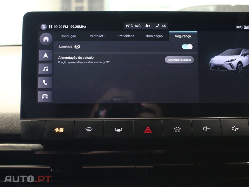 MG MG4 64 kWh Luxury
