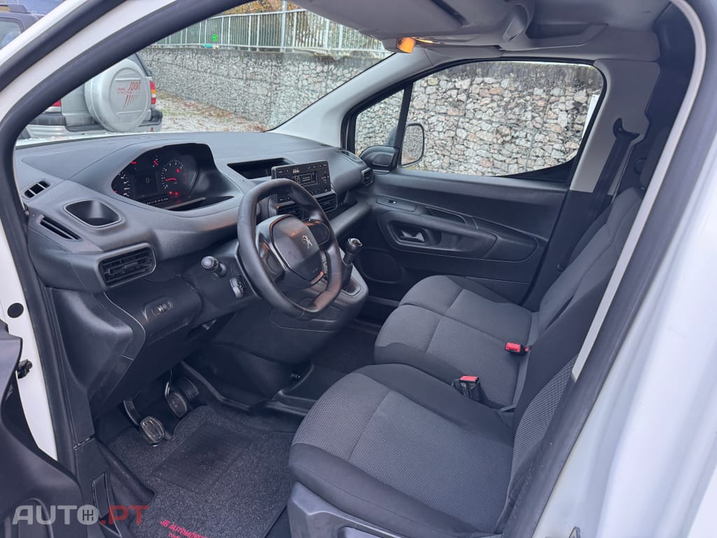Peugeot Partner 1.6 BlueHDi L1 Premium 3L