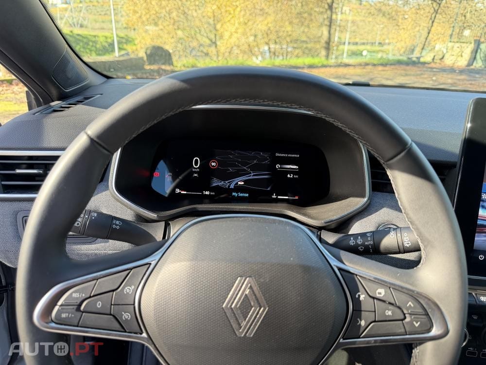 Renault Clio 1.0 TCe Techno Bi-Fuel